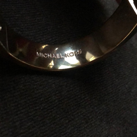 🌞Cool Hinge Bracelet in Rose Gold Metal! - Picture 8 of 8